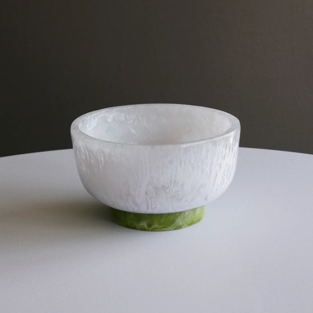 BB RESIN Rio Small Bowl with Base