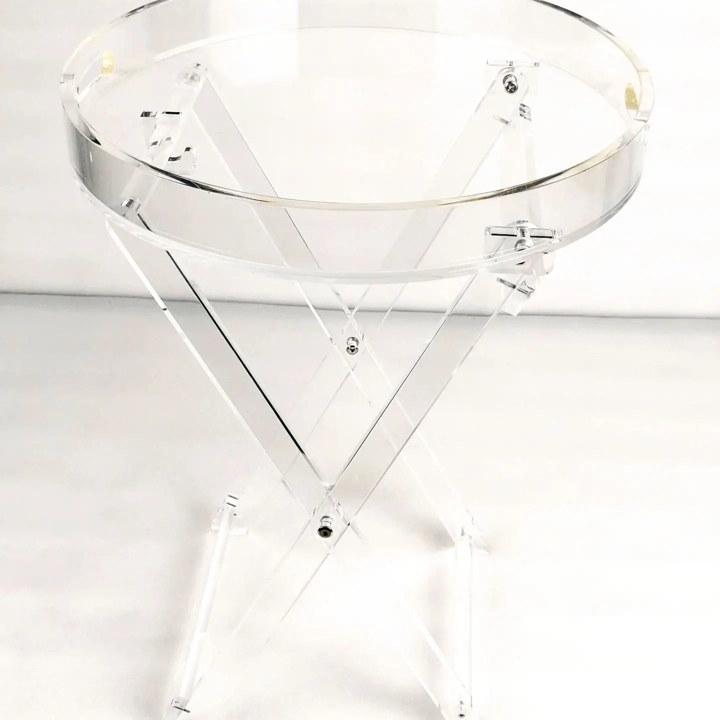 Simply Brilliant Foldable Acrylic Round Table with Handles