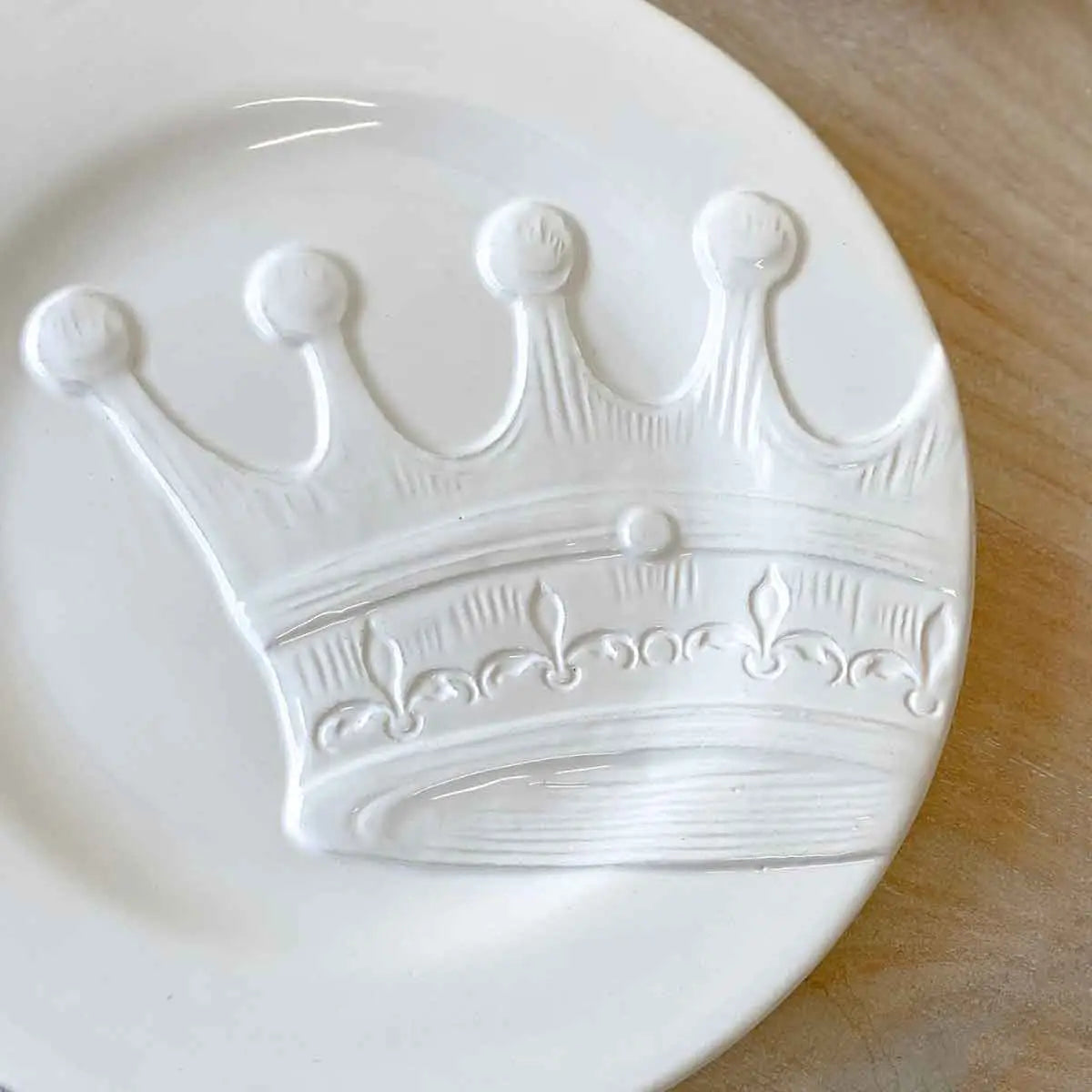 Royal Crown Embossed Plates White 8" Set of 4